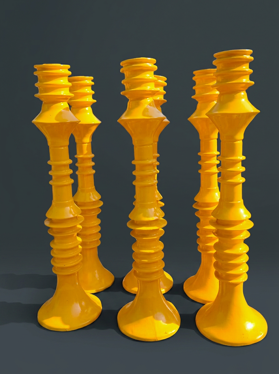 Yellow Turned Pillar Stand Set
