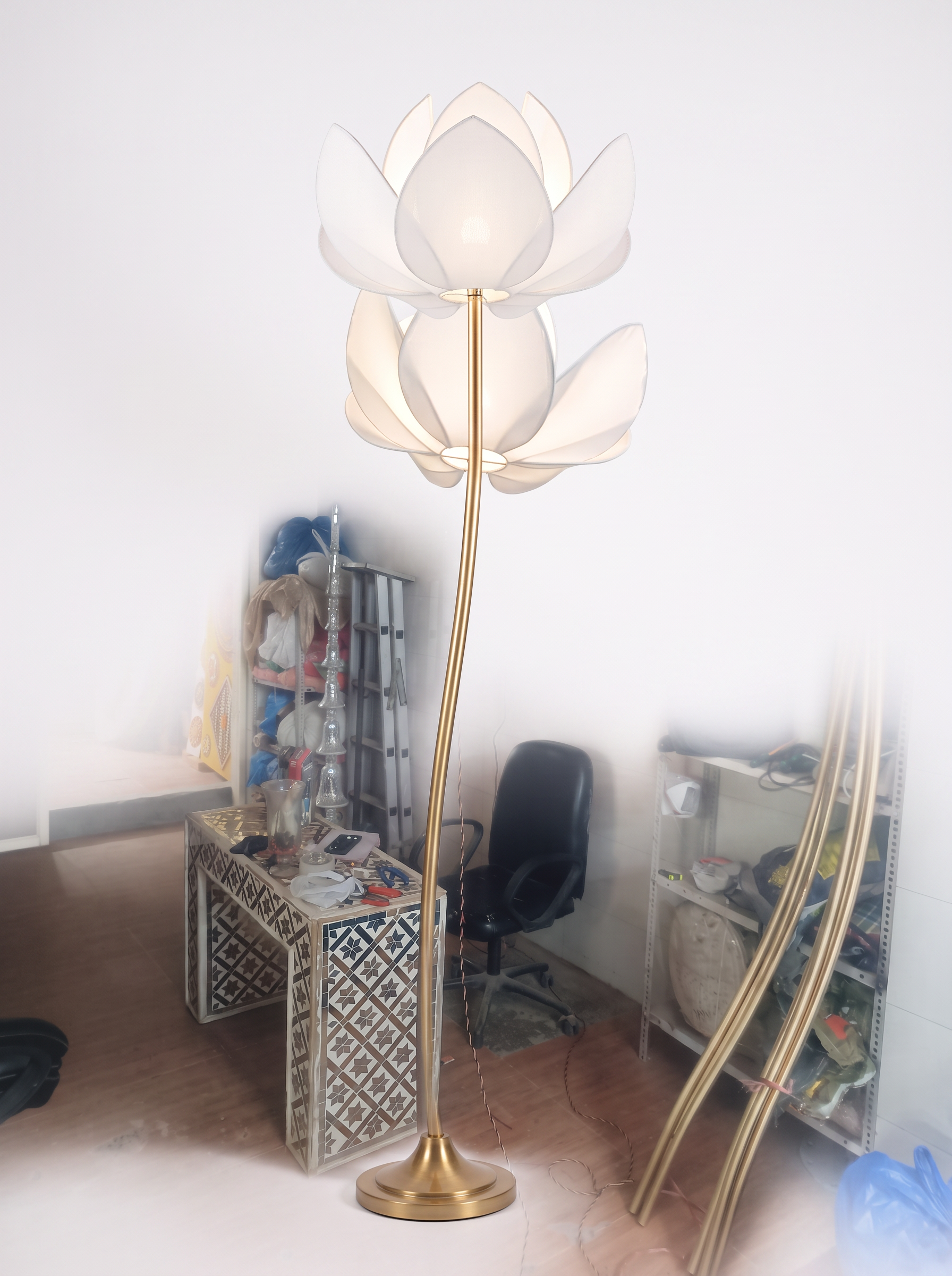 Pasting Lamp — PA49