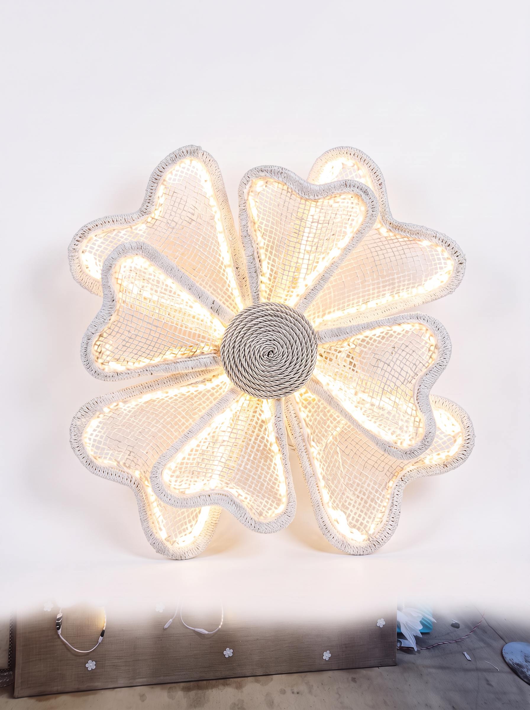 Pasting Lamp — PA48