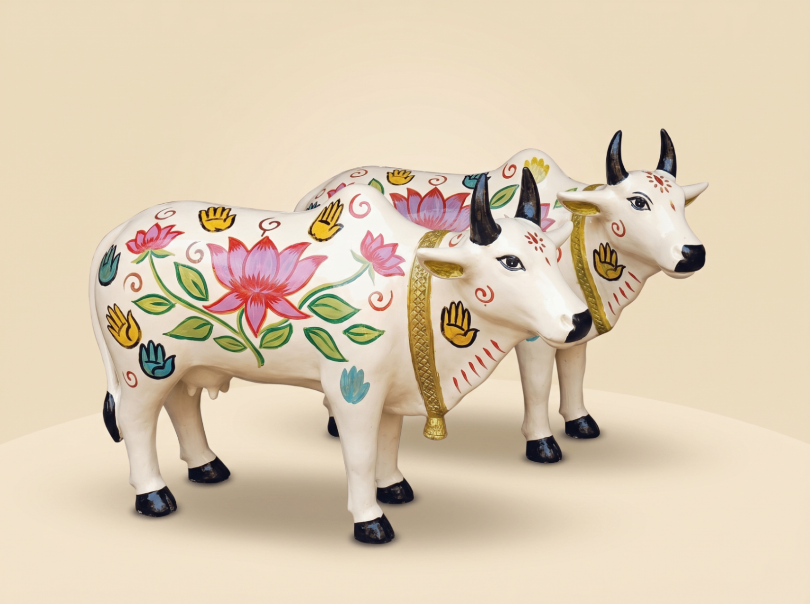 Product Lotus Bulls Pair