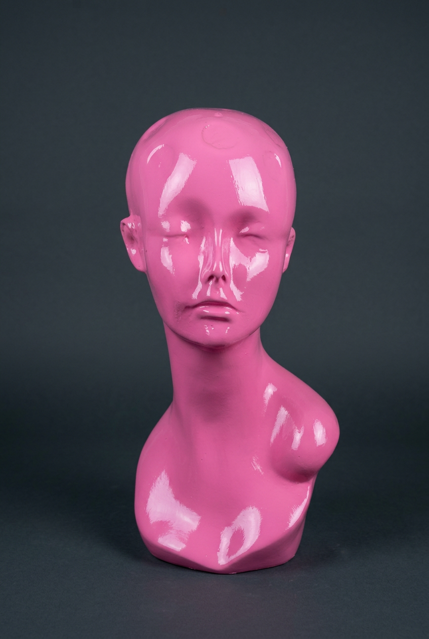Glossy Pink Face Bust — MD 1105