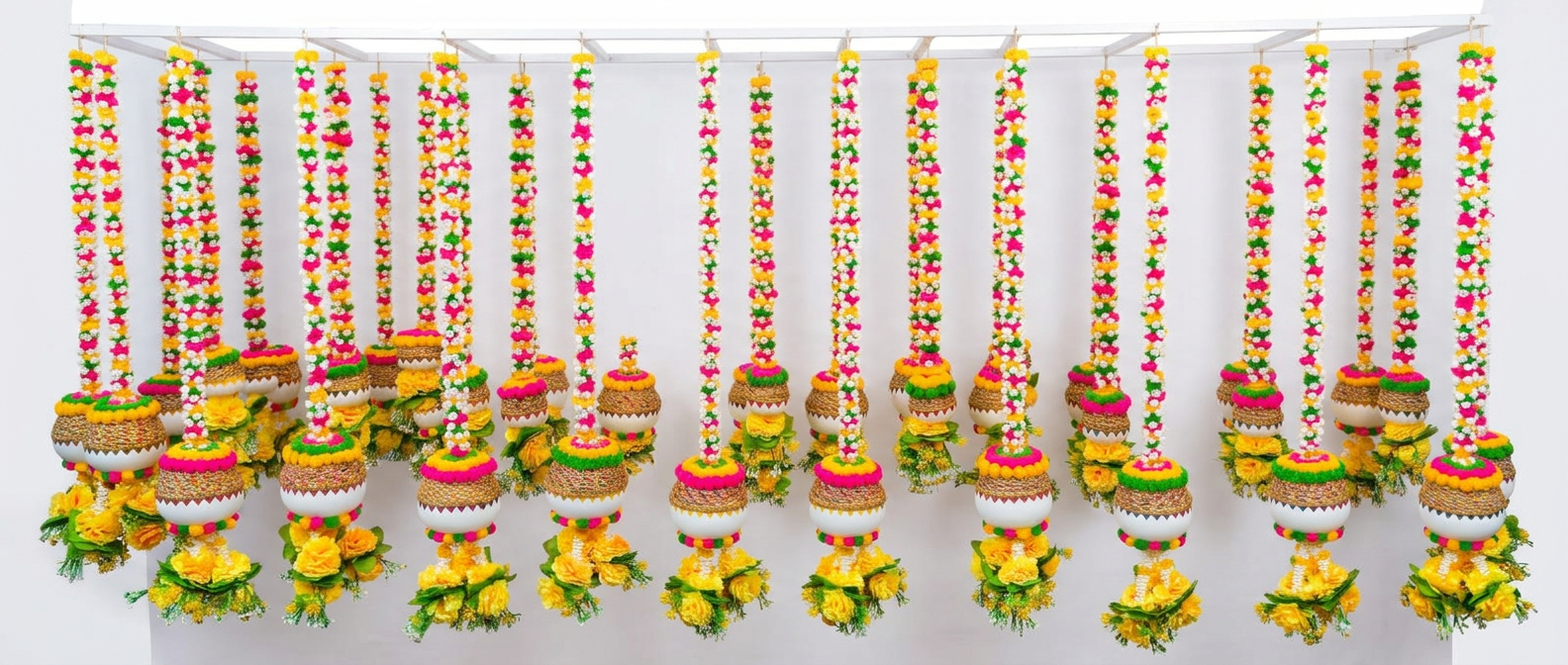Matka Garland Latkan