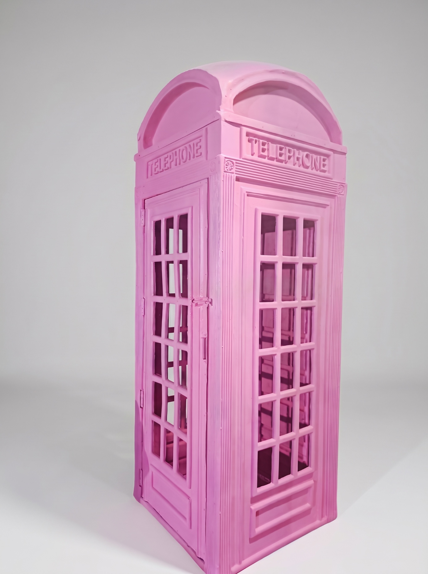 Product Pink Phonebooth Closed