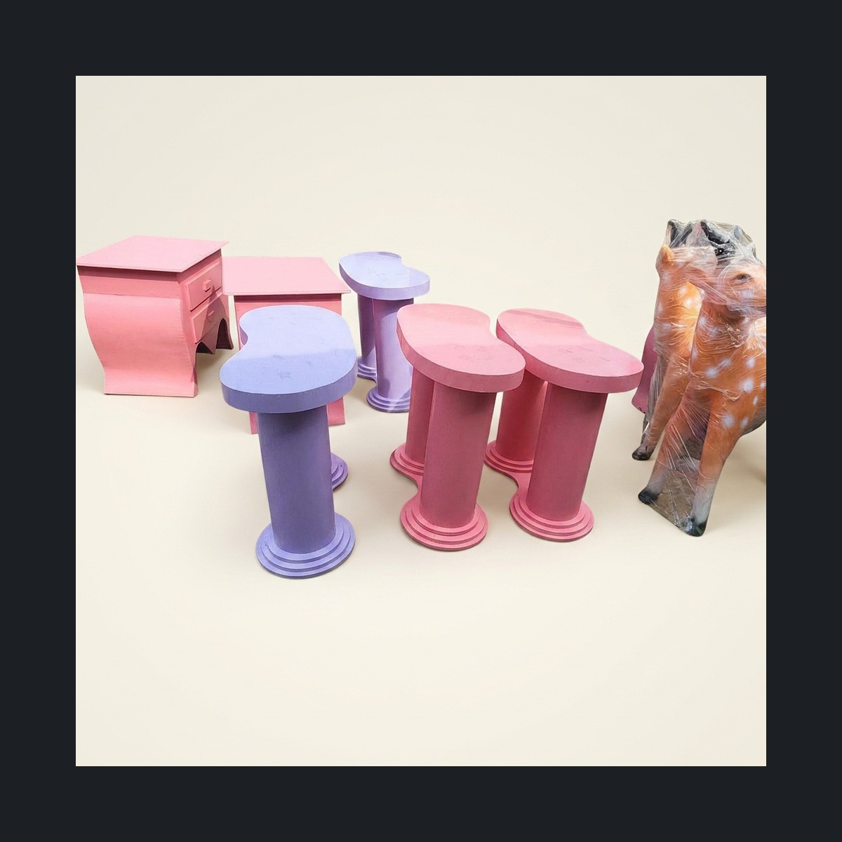 Fibre & Wooden Props — FW4